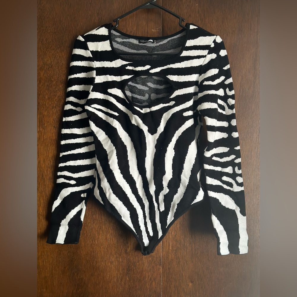 Fashion nova zebra print bodysuit